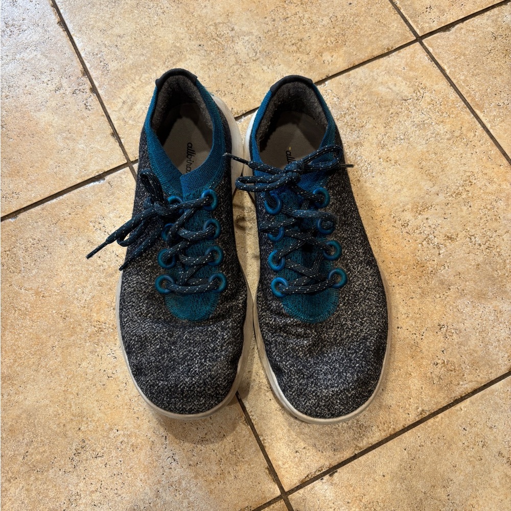 Allbirds Wool Dasher Mizzles High-Top Sneakers - Picture 4 of 5